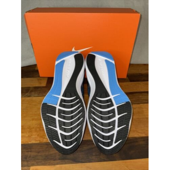 Nike Mens Zoom Winflo 8 Black Running Shoes Size 10.5 (2049713) CW3419-007 - Picture 4 of 5